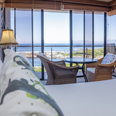 Gansbaai Room - Whale Waters Self Catering Lodge - Xplorio™ Gansbaai