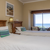 West Room - Whale Waters Self Catering Lodge - Xplorio™ Gansbaai