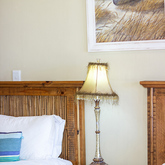 Stanford Room - Whale Waters Self Catering Lodge - Xplorio™ Gansbaai
