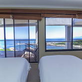 Stanford Room View - Whale Waters Self Catering Lodge - Xplorio™ Gansbaai