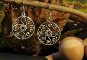 Embrace the Autumn Equinox: Rest, Relax, and Shop for Seasonal Flair!