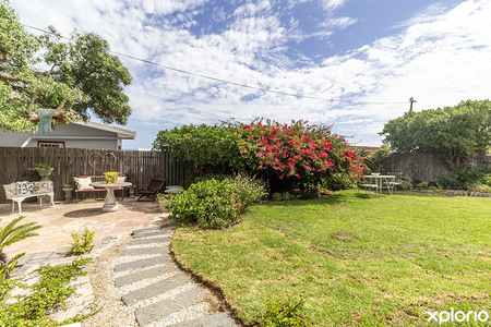 gansbaai_accommodation_holte_vir_die_voet_akkommodasie_play_space_in_garden_1711526004