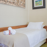 Top Bedroom Sleeps 1 - Holte vir die Voet Akkommodasie - Xplorio™ Gansbaai