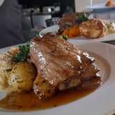 Dining - The Zesty Lemon Restaurant - Xplorio™ Stanford