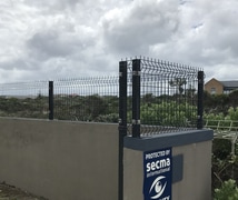 Your One-Stop Solution for Stylish Fencing and Gates!