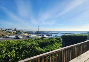 Stay Close to Gansbaai Harbour: Relax at 1 Harbour Way!