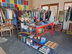 Kidscan! Charity Shop: New Location in Kleinmond Harbour!