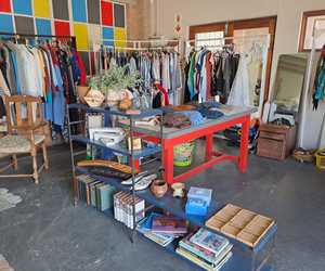 Kidscan! Charity Shop: New Location in Kleinmond Harbour!
