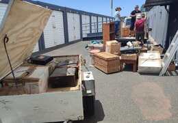 How to Move a Deceased Relative's Possessions from A to B