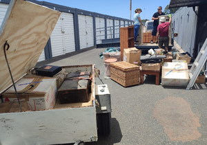 How to Move a Deceased Relative's Possessions from A to B