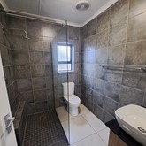 Property 71 - Inside Bath 1 - Altmic Building Contractors - Xplorio™ Gansbaai