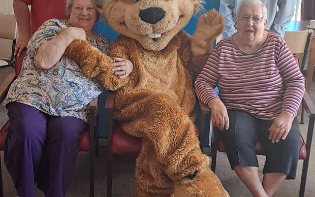 aef2de8d_7cdb_46d5_a551_b2e82b509ce2_1714130539