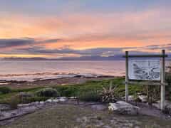 Explore Duiwelsgat Hiking Trail near 1 Harbour Way!