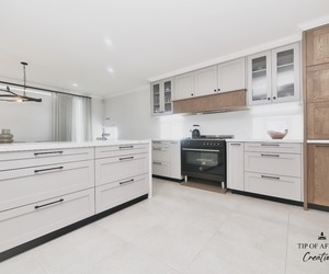 Project ML: Oak and Sprayed Shaker Design by Tip of Africa Creations