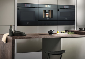 Siemens Oven: Easy Margherita Pizza Recipe