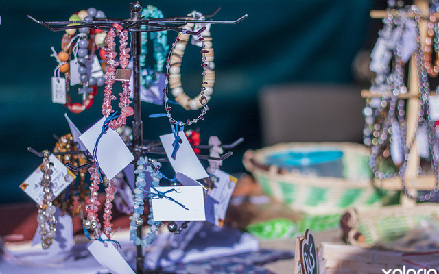 gansbaai_local_market_gansbaai_market_mark_beaded_bracelets_1655991254_1714722375