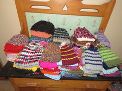 120 Truitjies en Hoedjies vir Herberg Kinderhuis