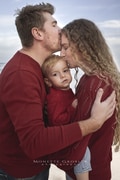 Heartwarming Family Shoot: Pregnancy Announcement