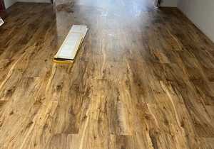 Series 200 Plank Pecanwood in Riviersonderend