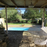  Caledon - Town & Country Apartment