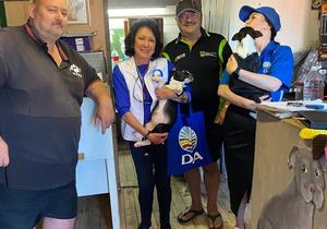 BARC Kry Warmer Kantoor Danksy Gemeenskapsprojek