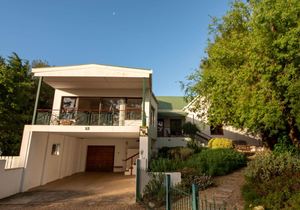 3 Bedroom Golf Estate House for Sale in Theewaterskloof