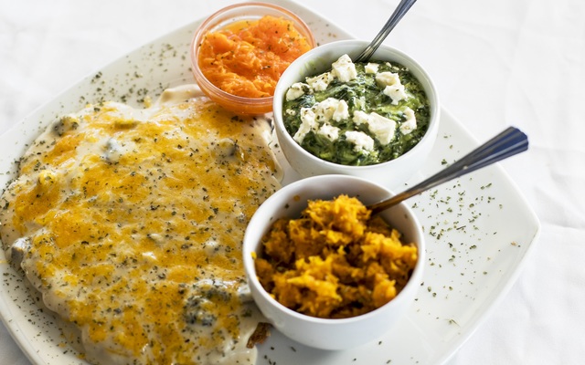 gansbaai_places_to_eat_boathouse_cheddarmelt_chicken_schnitzel_and_vegetables_1497853643_1716553799