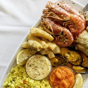 gansbaai_places_to_eat_seafood_platter_1497856782_1716553798