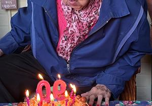 90ste vir Ouma Hettie Peterson