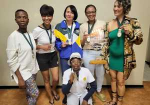 Fikse SAPD-Lede Deel in Goue Medaljes en Trofee