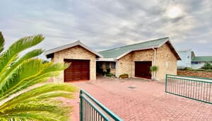 3 Bedroom House For Sale in De Kelders | R2,995,000