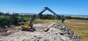 Dam Silt Build-Up Removal with Long Boom Excavator