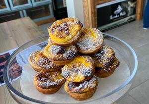 Pasteis de Nata: Custard Tarts