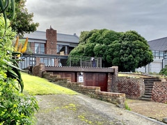 5 Bedroom House For Sale in Franskraal