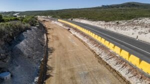 Road TR28/2, from Hermanus to Gansbaai