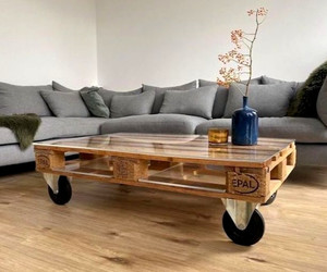 A Guide to 5 Fun DIY Projects a Family Can Do Together This Winter