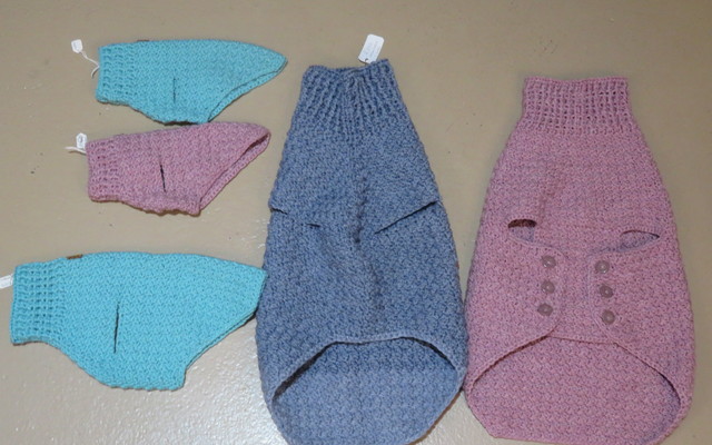 dog sweaters various sizes
