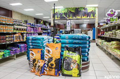 stanford_speciality_stores_overberg_agri_stanford_pet_food_section_1721396631