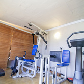 Gym - Whale Huys Oceanfront Eco Villa - Xplorio™ Gansbaai