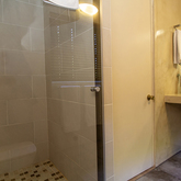 Bedroom 4 Bathroom - Whale Huys Oceanfront Eco Villa - Xplorio™ Gansbaai