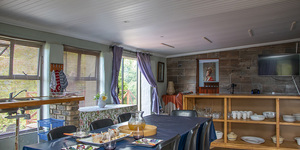 greyton_accommodation_alexander_accommodation_kitchen_dining_room_1682331542_1725519915