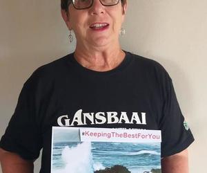 Gansbaai Toerisme-ikoon Glenda Kitley Neem Afskeid ná 28 Jaar