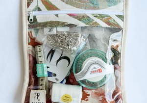 Meet Your New Favourite Organizer: Kaliko’s Peekaboo Bag!