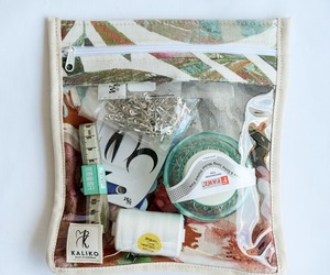 Meet Your New Favourite Organizer: Kaliko’s Peekaboo Bag!