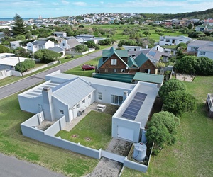 R3,995,000 | 3 Bedroom House For Sale in Agulhas