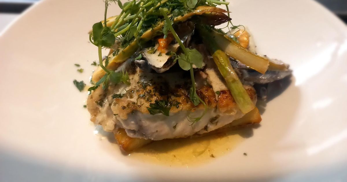 Experience Authentic Italian Deli Dining on 25 October 2024 Dal