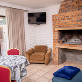 Unit 2 Braai - Great White Accommodation - Xplorio™ Gansbaai