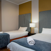 Unit 2 Bedroom - Great White Accommodation - Xplorio™ Gansbaai