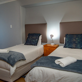 Unit 3 Bedroom - Great White Accommodation - Xplorio™ Gansbaai