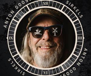 ‘Ons’ Liedjieboer se Nuutste Enkelsnit